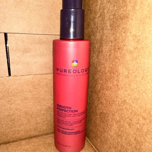 Pureology Smooth Perfection Lightweight Smoothing Lotion hair care frizz
